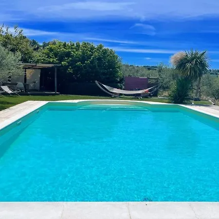 Villa Sole Vino - Fabulous Pool - Fantastic Area - Sleeps Up To 15