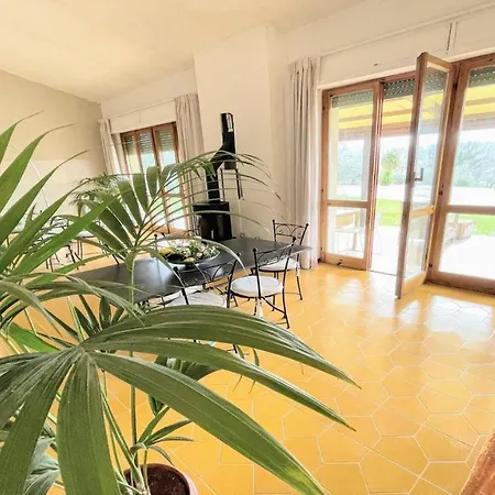 Sole Vino - Fabulous Pool - Fantastic Area - Sleeps Up To 15 Villa