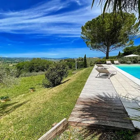 Sole Vino - Fabulous Pool - Fantastic Area - Sleeps Up To 15 Villa Belvedere (Perugia)