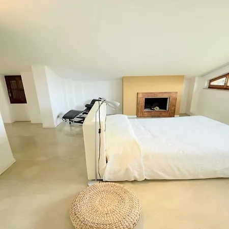 Sole Vino - Fabulous Pool - Fantastic Area - Sleeps Up To 15 Villa