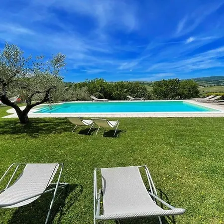 Sole Vino - Fabulous Pool - Fantastic Area - Sleeps Up To 15 Villa Belvedere (Perugia)