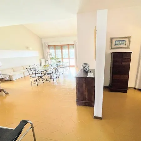 Villa Sole Vino - Fabulous Pool - Fantastic Area - Sleeps Up To 15 *