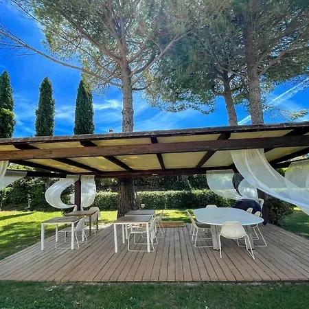 Villa Sole Vino - Fabulous Pool - Fantastic Area - Sleeps Up To 15 Belvedere (Perugia)