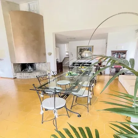 Sole Vino - Fabulous Pool - Fantastic Area - Sleeps Up To 15 Villa Belvedere (Perugia)